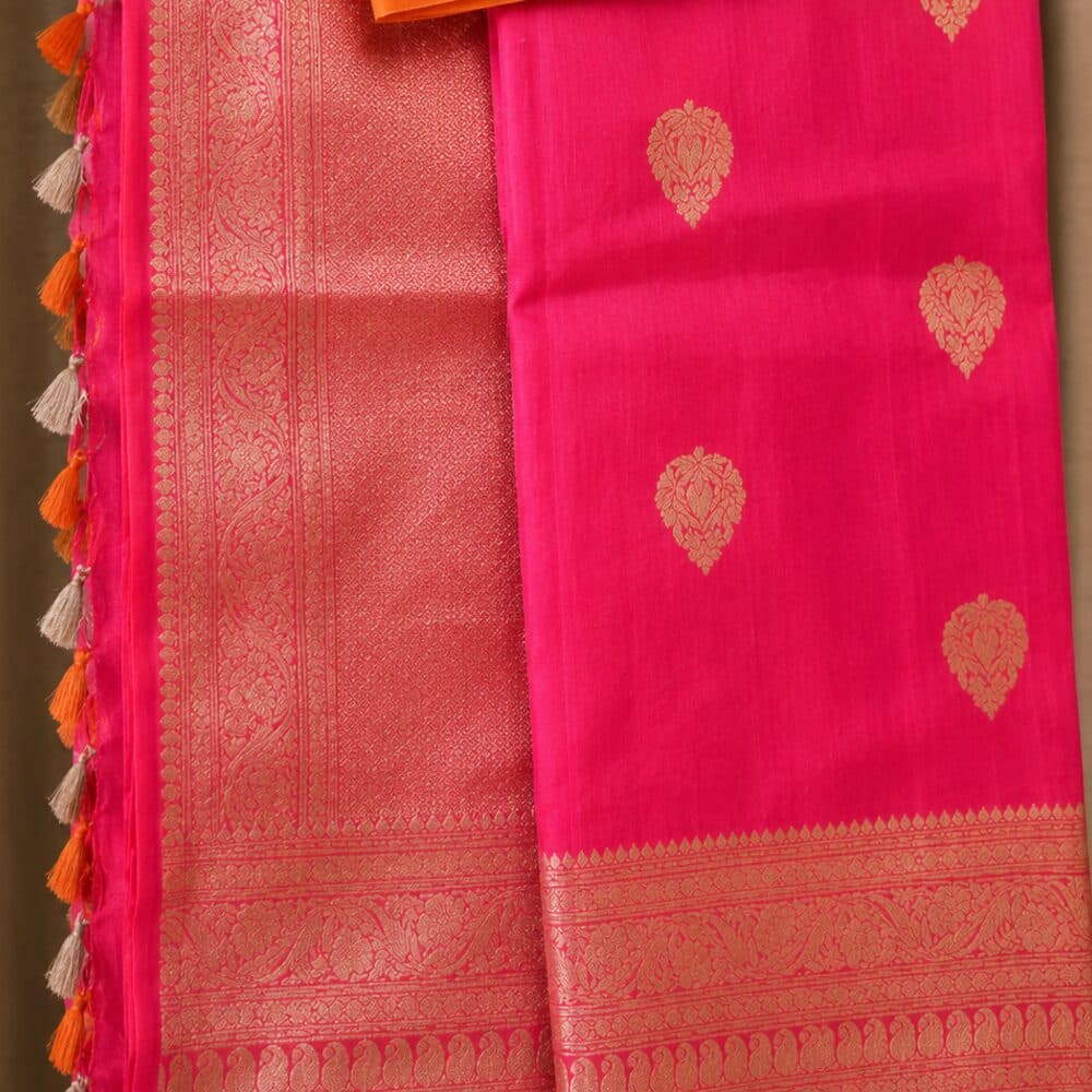 Hot Pink Ombre Organza Saree, the weave in close detail