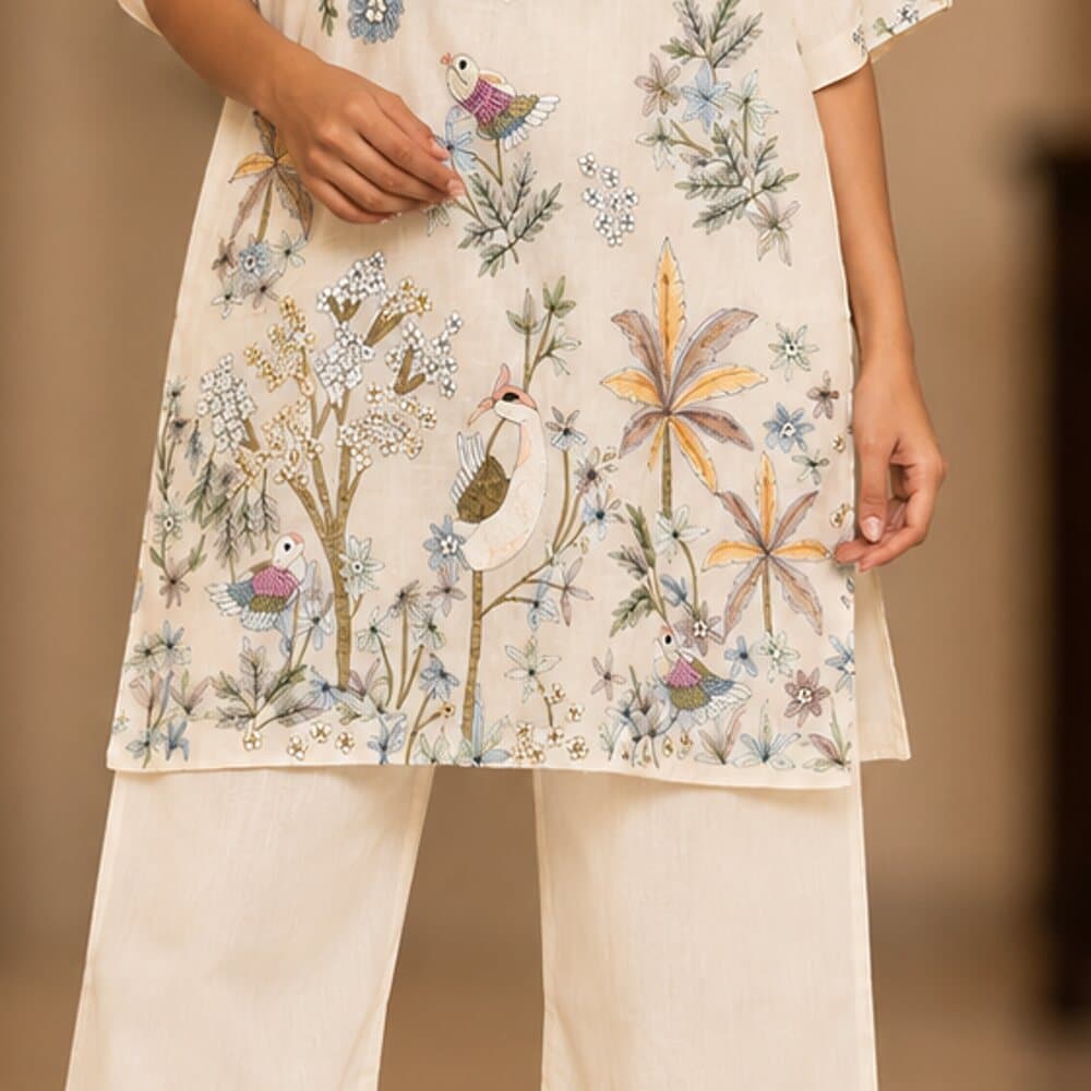 Ivory Botanical Co-ord, the weave in close detail