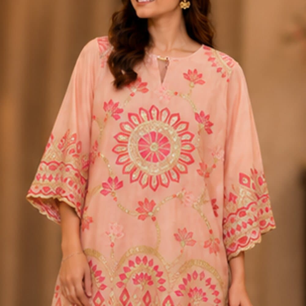 Peach Medallion Set, the weave in close detail